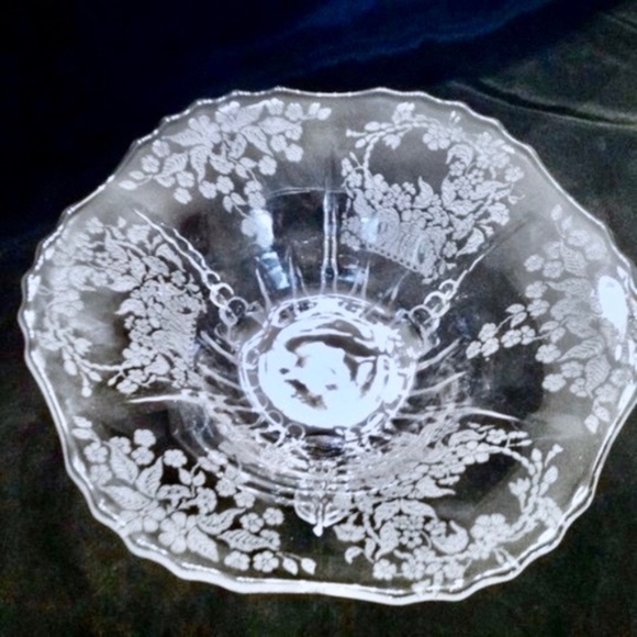 💲SALE💲Vintage New Martinsville Large Meadow Wreath Etched Clear Crystal Bowl - Picture 3 of 6